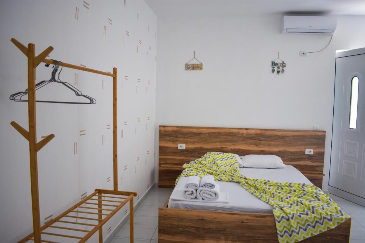 Troi Beach House Вльора Екстер'єр фото