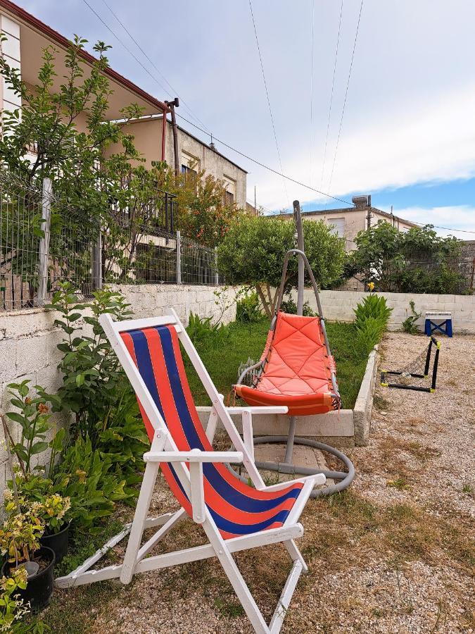 Troi Beach House Вльора Екстер'єр фото
